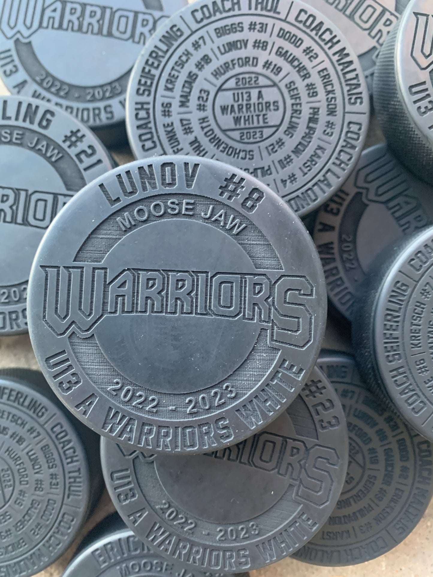 ENGRAVED HOCKEY PUCKS