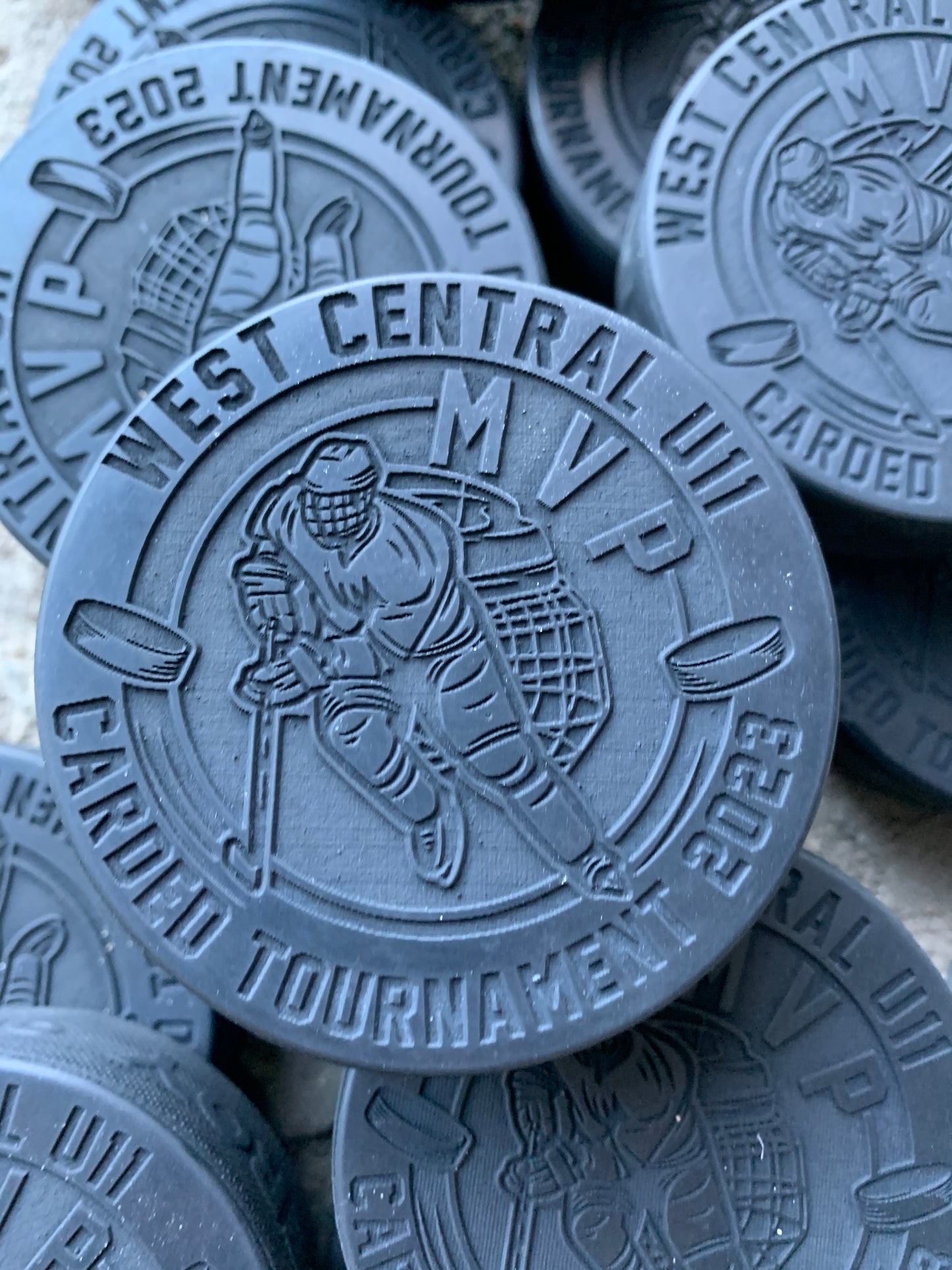 ENGRAVED HOCKEY PUCKS