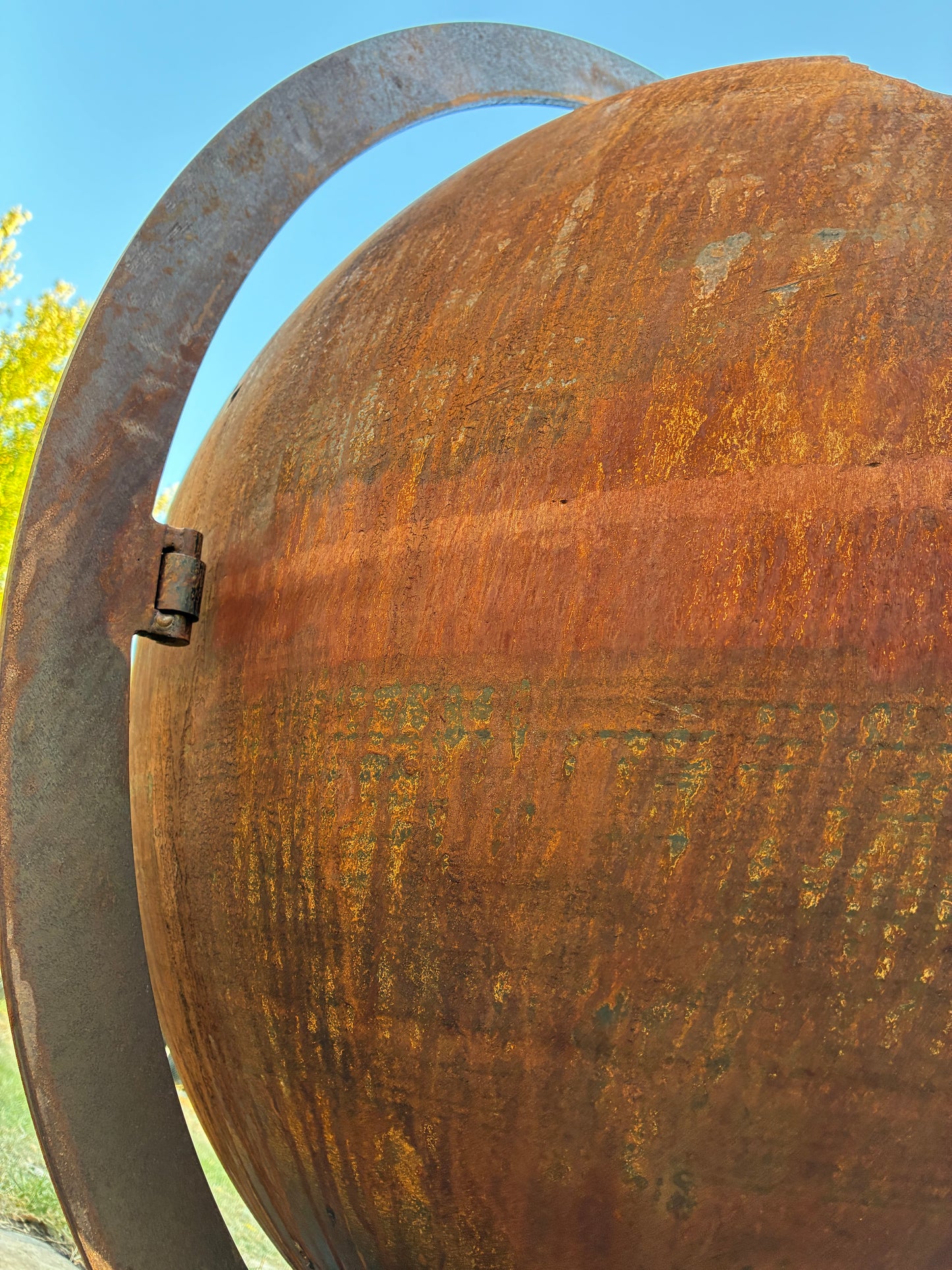 GLOBE FIRE PIT (LOCAL PICK UP)