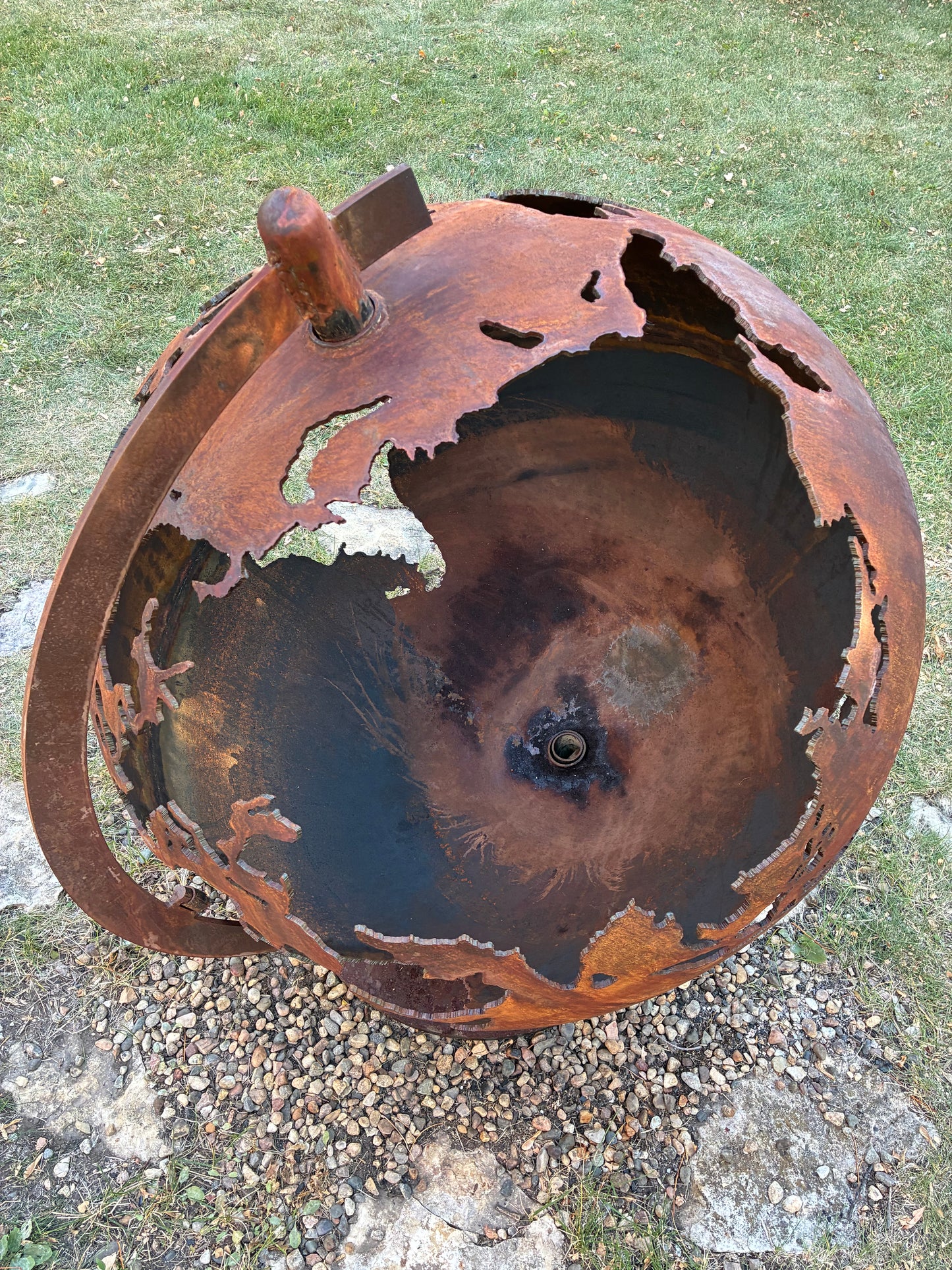 GLOBE FIRE PIT (LOCAL PICK UP)