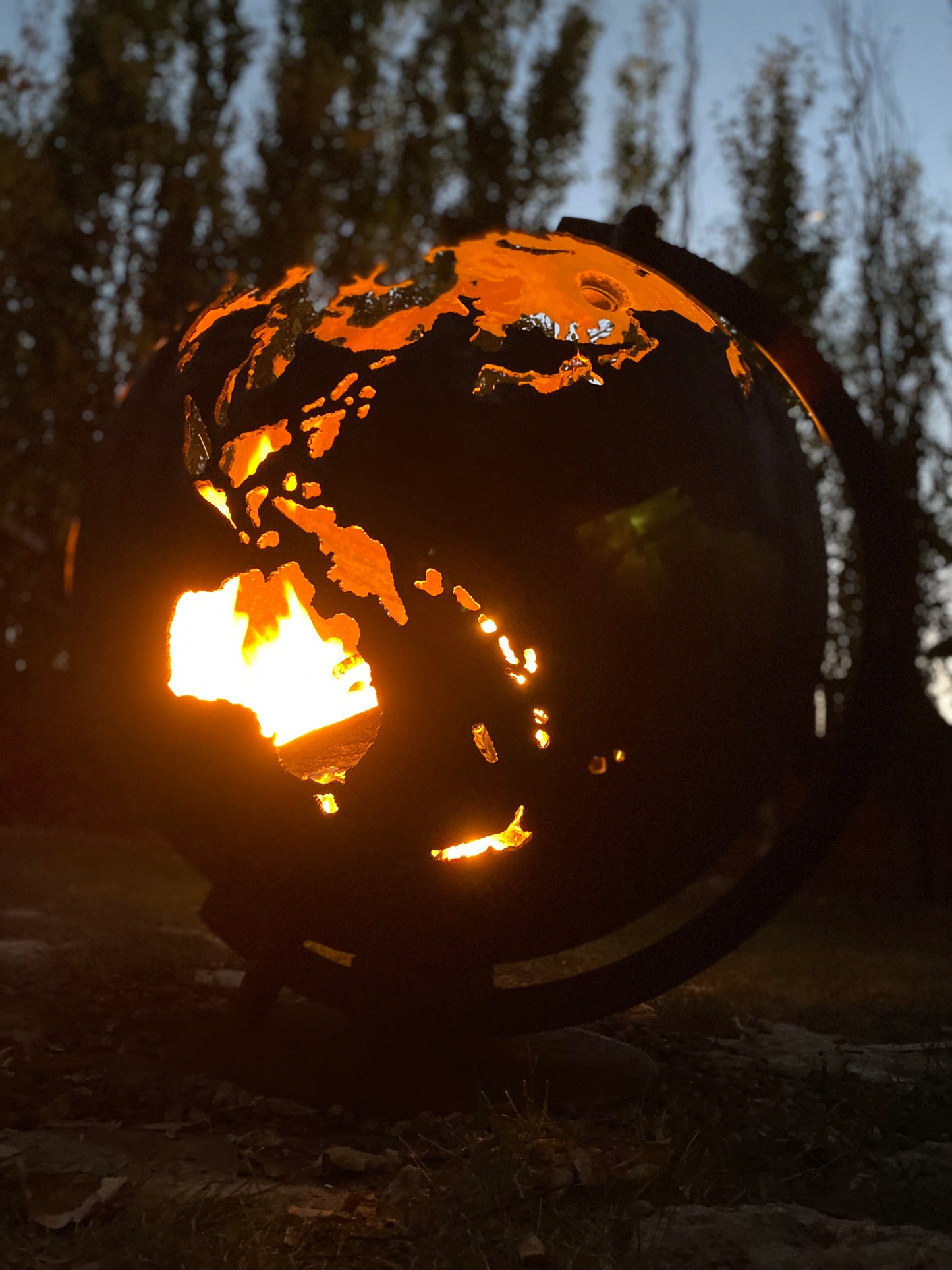 GLOBE FIRE PIT (LOCAL PICK UP)