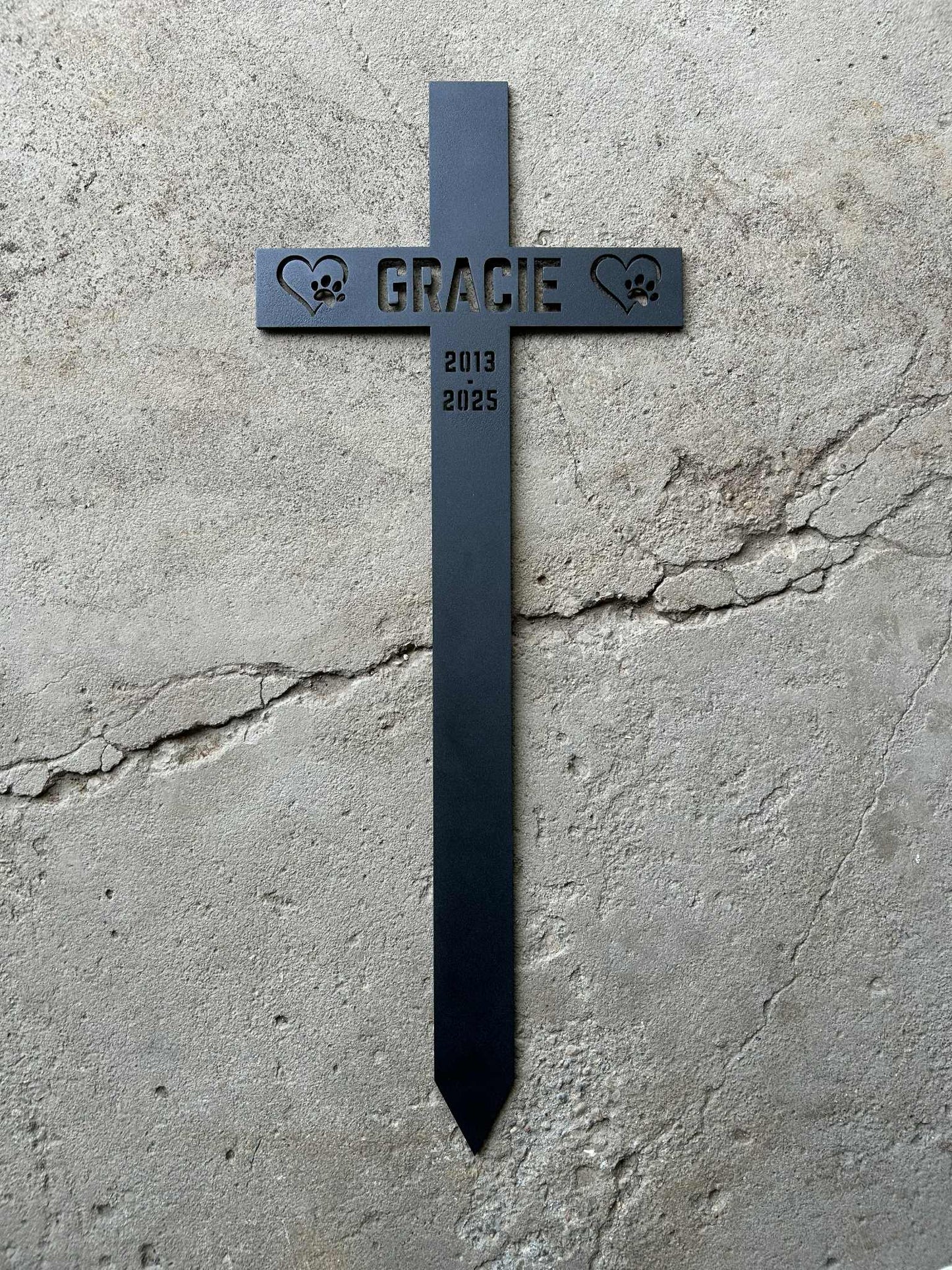 GRAVE MARKER