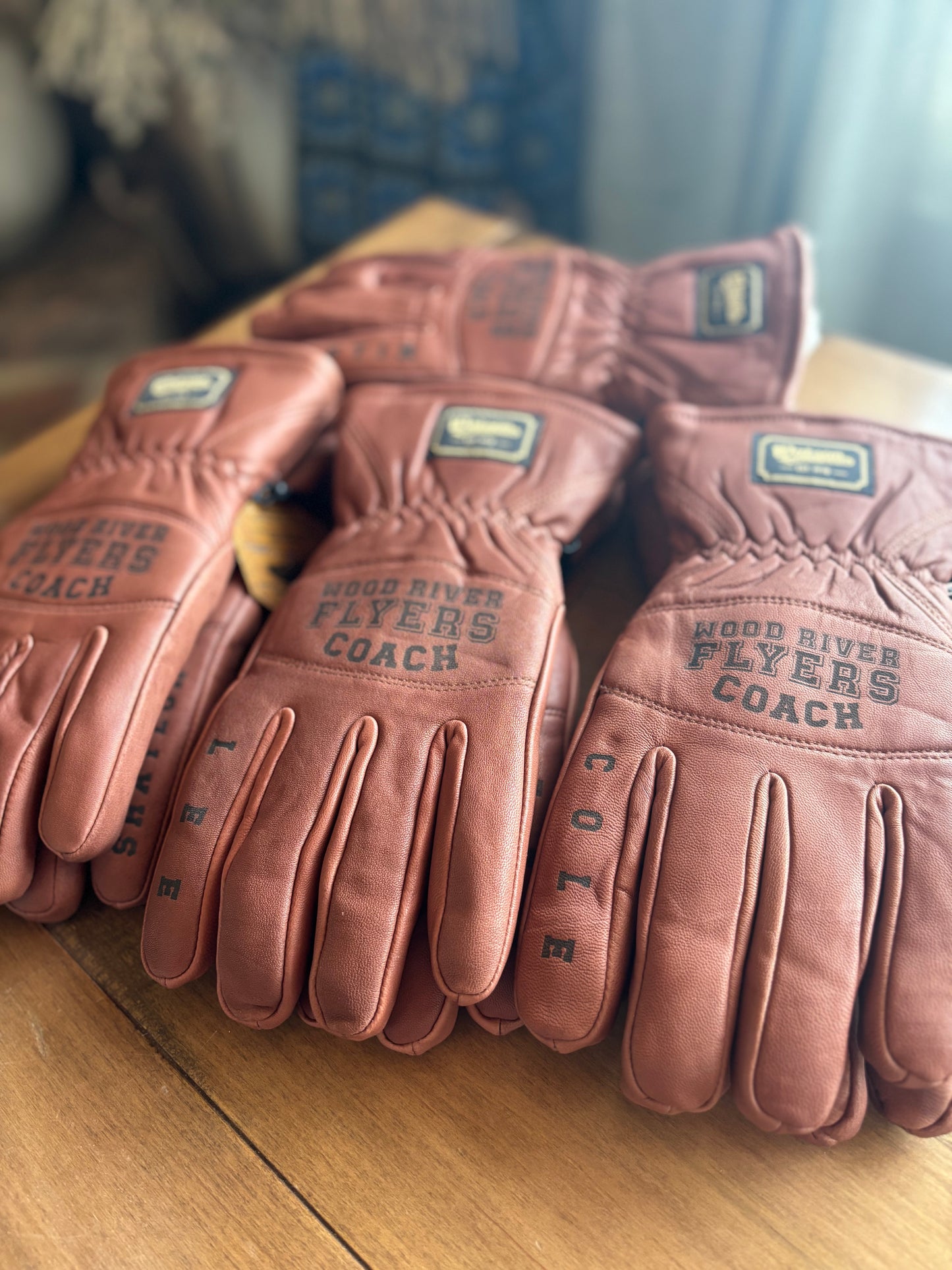 ENGRAVED GLOVES